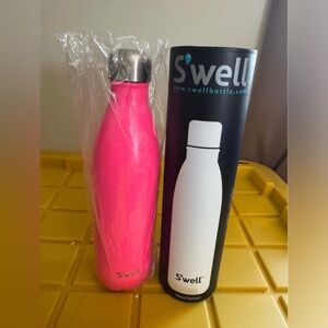 S’well water bottle Bikini Pink 
new in box 
750ml 
Hot 12 hrs cold 24 hours
